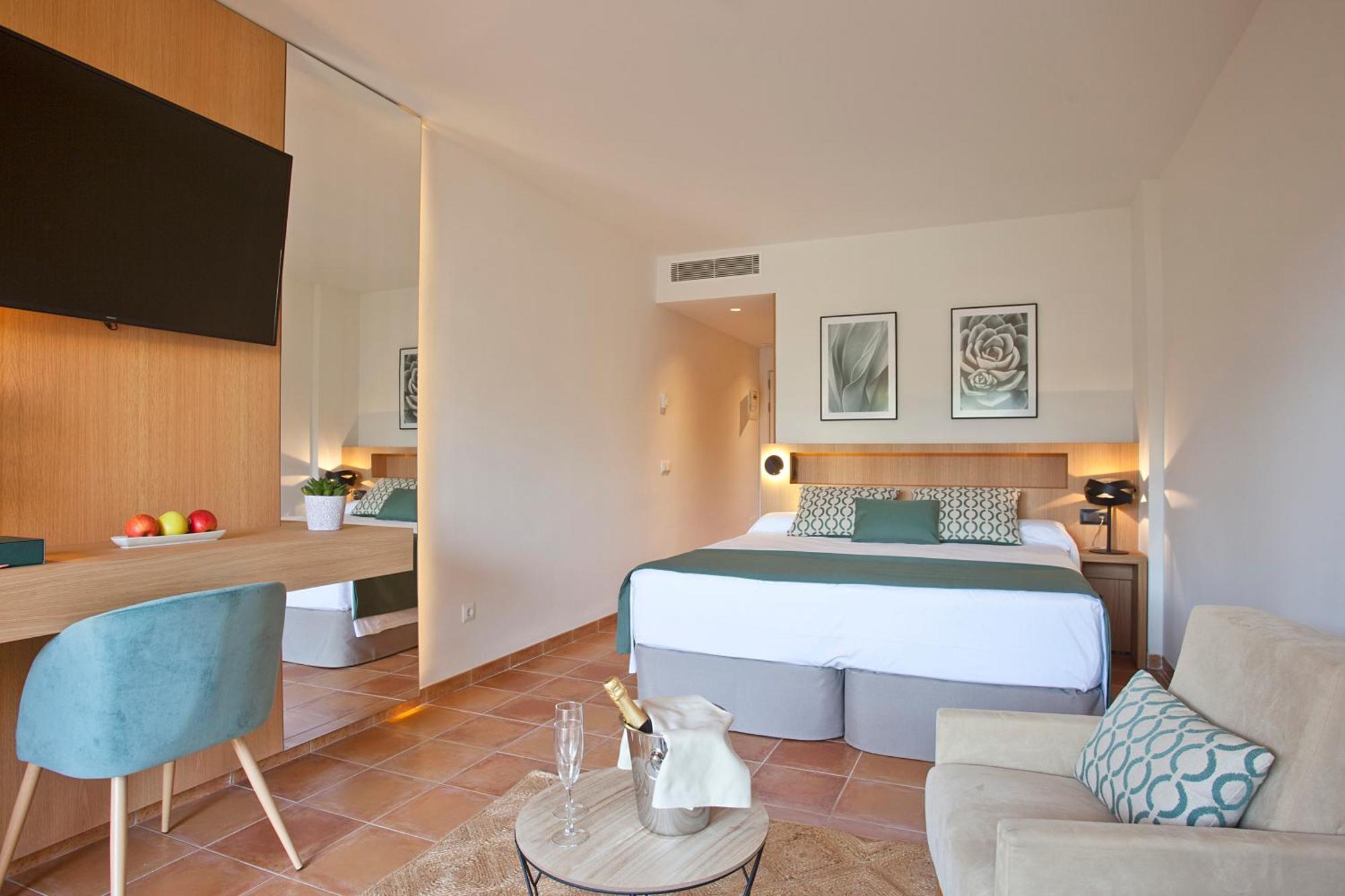 Standard Triple Room Spa Access