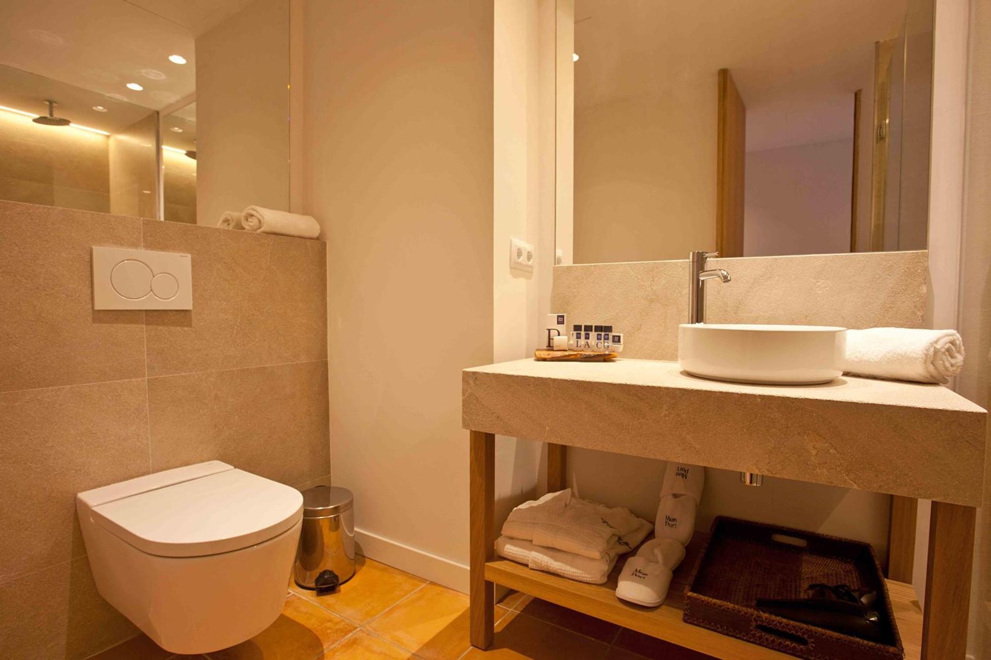 Standard Triple Room Spa Access