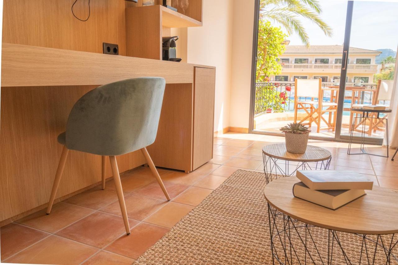 Double Standard Parking Spa access,992354800:JPEG